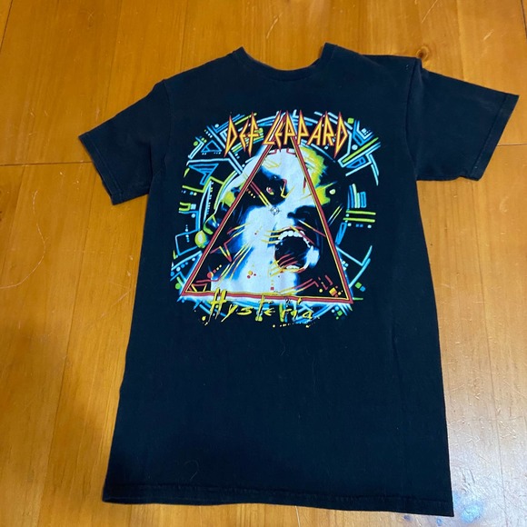 Def Leppard Rock and Roll T Shirt Small Black Short Sleeve Crew‎ Neck Cotton - Picture 5 of 6